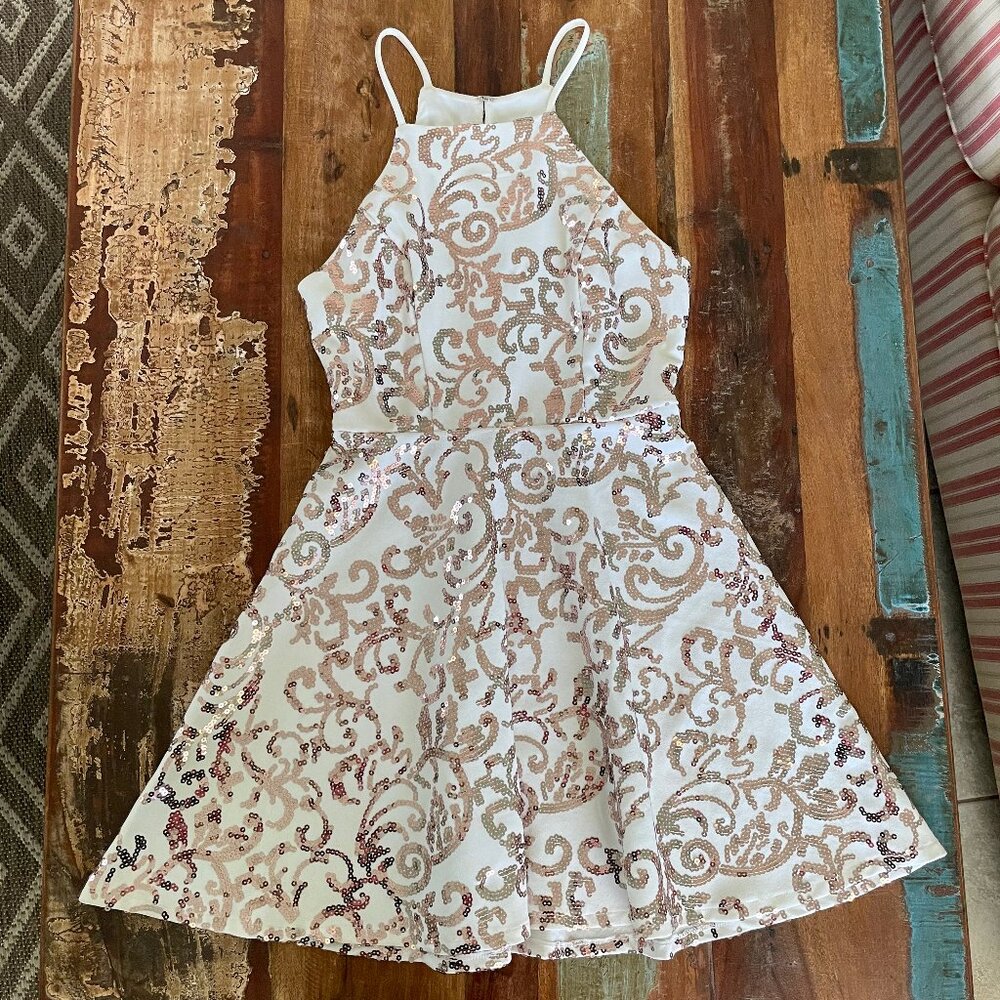 City Triangles Off‎ White/Cream Fit & Flare Dress with Rose Gold Sequins, size 7